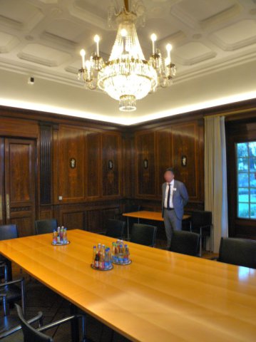 P1030695hdr_lookblurk